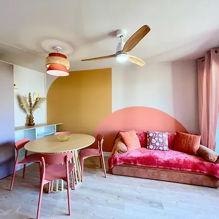Pgh N40 Studio-cabine En Premiere Ligne & Parking Appartement *