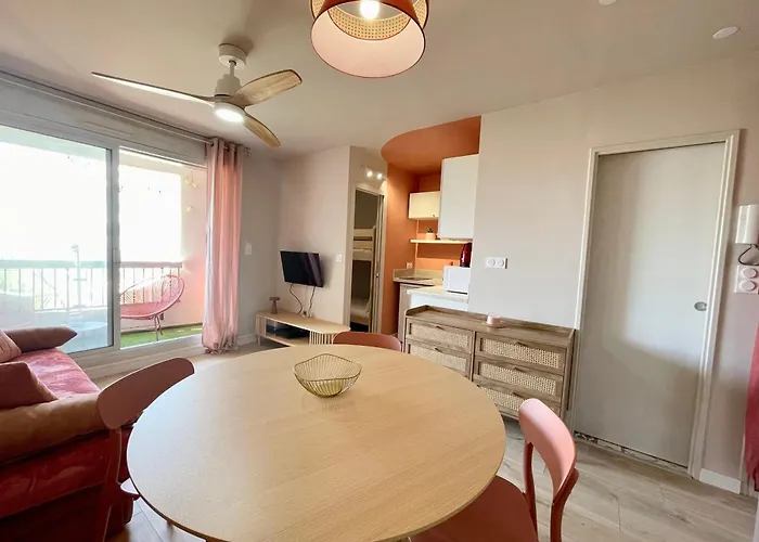 Pgh N40 Studio-cabine En Premiere Ligne & Parking *